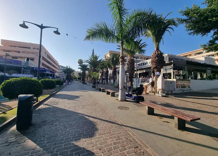 El Marinero Segunda Linea Del Mar, Centrico Y Con Wifi Gratis * Los Cristianos (Tenerife)